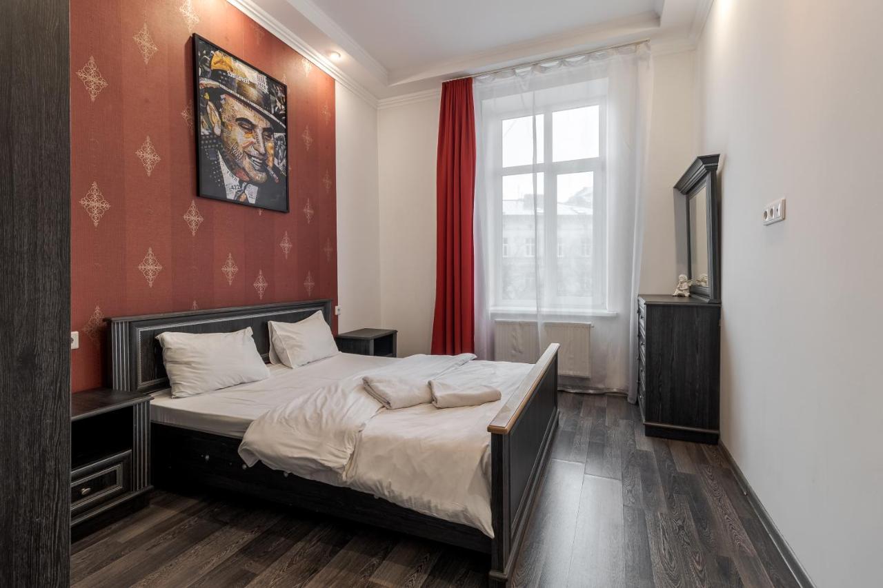 Halytska Apartment Lviv Extérieur photo